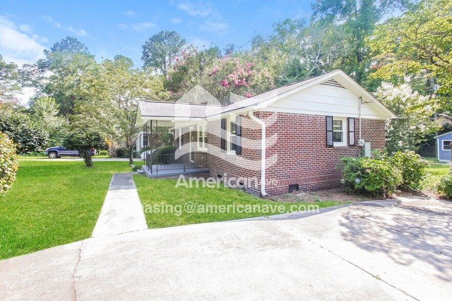 Building Photo - 2647 Glenwood Rd