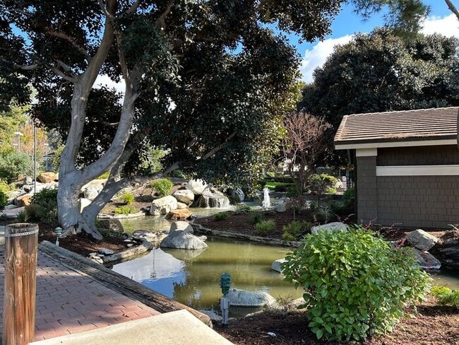 Building Photo - GREAT 1BD 1BA CONDO FOR LEASE!