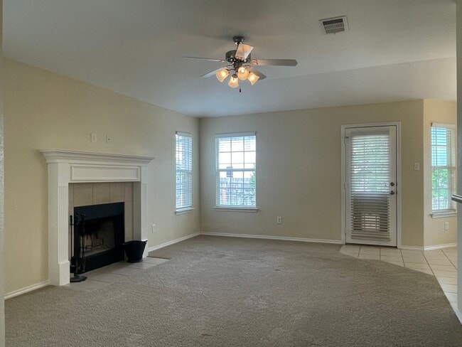Building Photo - 3 BEDROOM, BELTON ISD