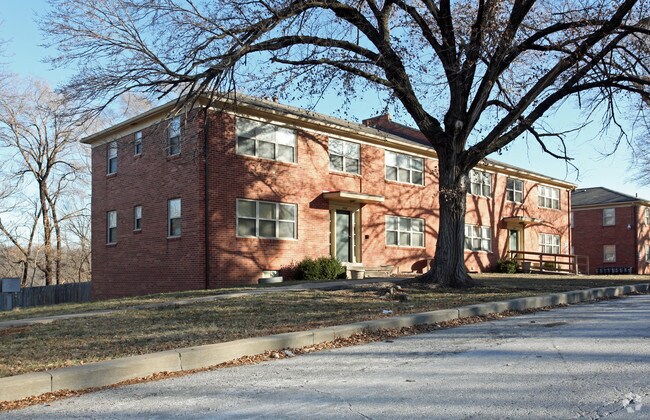 Primary Photo - Swope Plaza Apartments