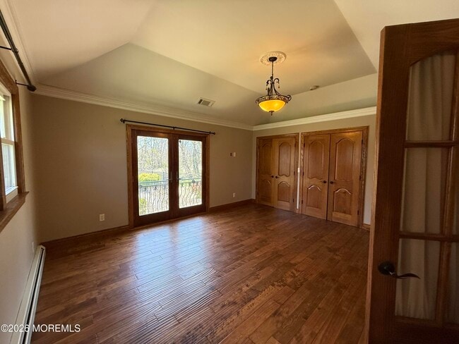 Building Photo - 2360 Monmouth Rd