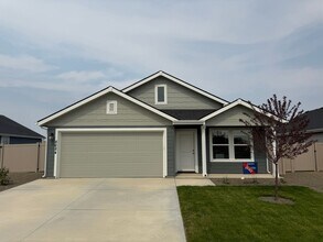 Building Photo - Modern 4-Bedroom Gem in Sweetwater Glen – ...