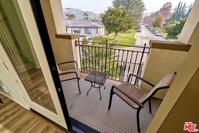 Building Photo - 11842 Nixon Ln