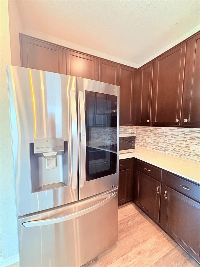 Building Photo - 301 Espresso Dr