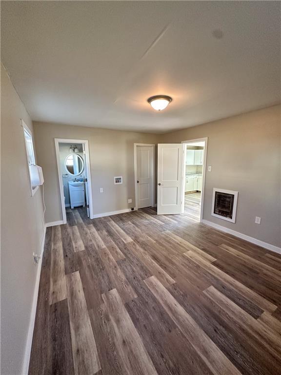 Building Photo - 105 W Inman St