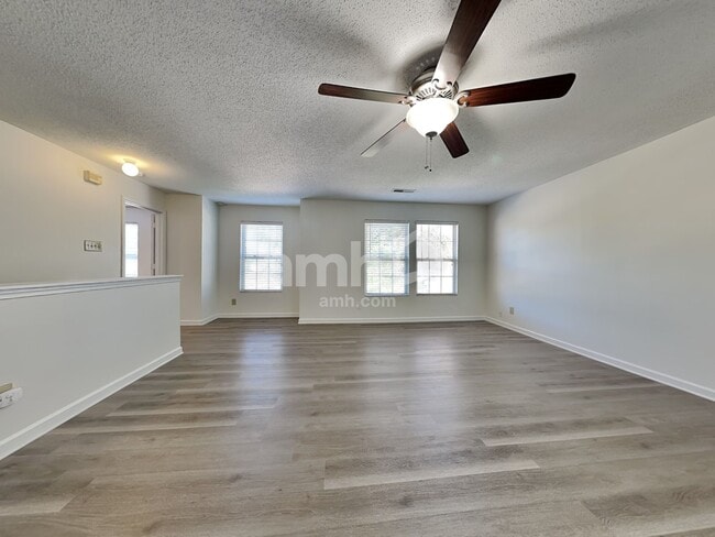 Building Photo - 6432 Dillard Ridge Dr