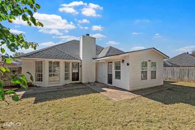 Building Photo - 6007 Cardinal Ln