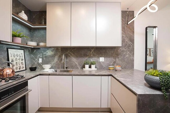 Building Photo - 1 bedroom in Brooklyn NY 11237
