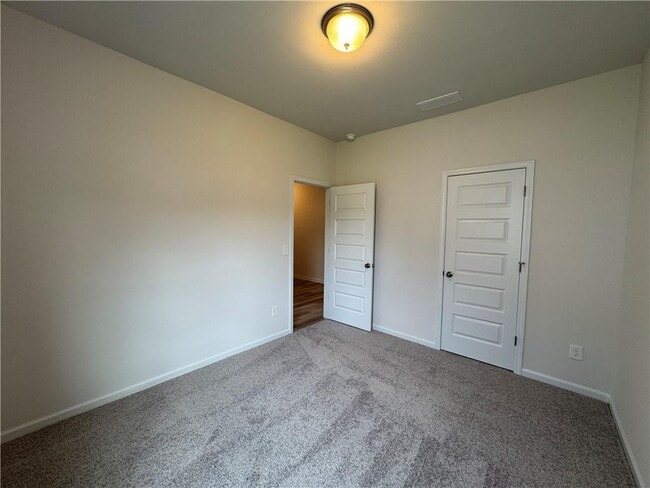 Building Photo - 24 Busby Dr
