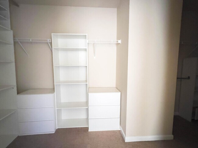 Building Photo - 4861 Coal Creek Dr