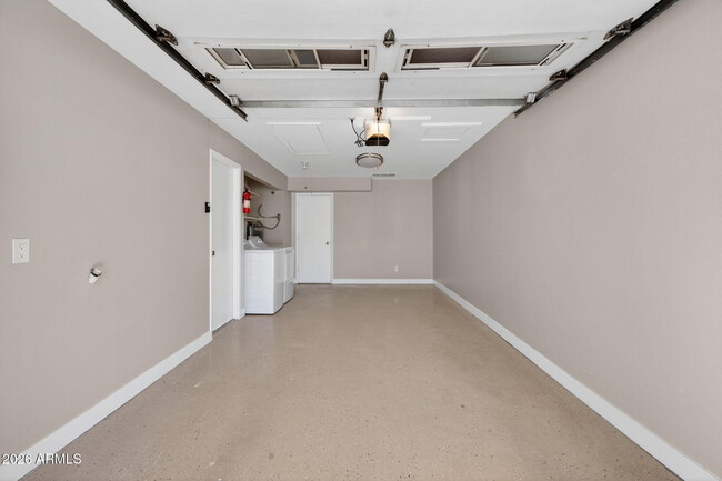 Building Photo - 10123 N 96th Ave