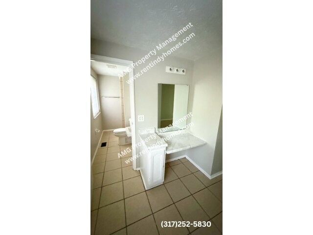 Building Photo - WARREN TOWNSHIP!