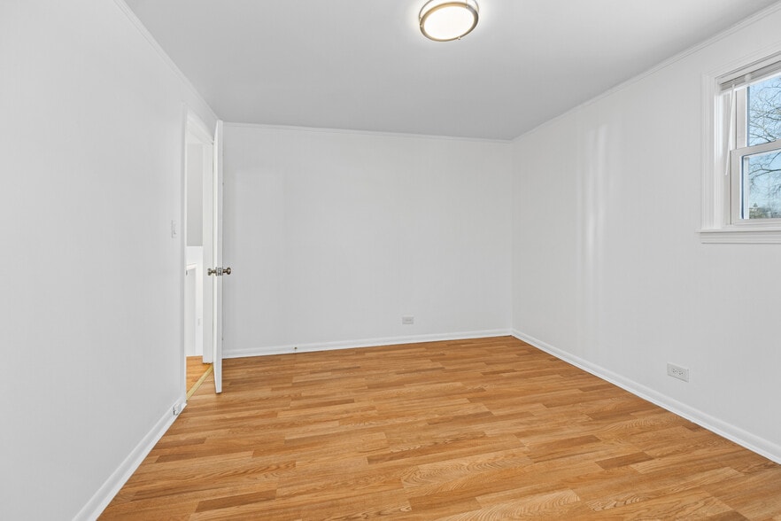 Building Photo - 41 Hackberry Ln