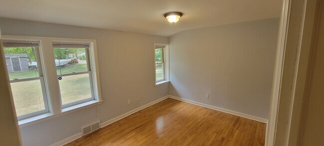 Building Photo - 19101 Delton Ave