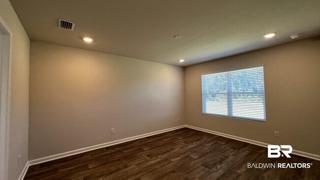 Building Photo - 11207 Elemis Dr