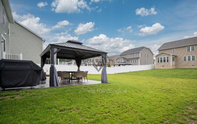 Building Photo - 7812 Bexley Ln