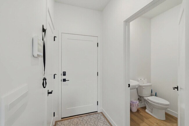 Building Photo - 1702 Ripple Rock Dr