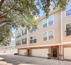 Building Photo - 3001 Murworth Dr