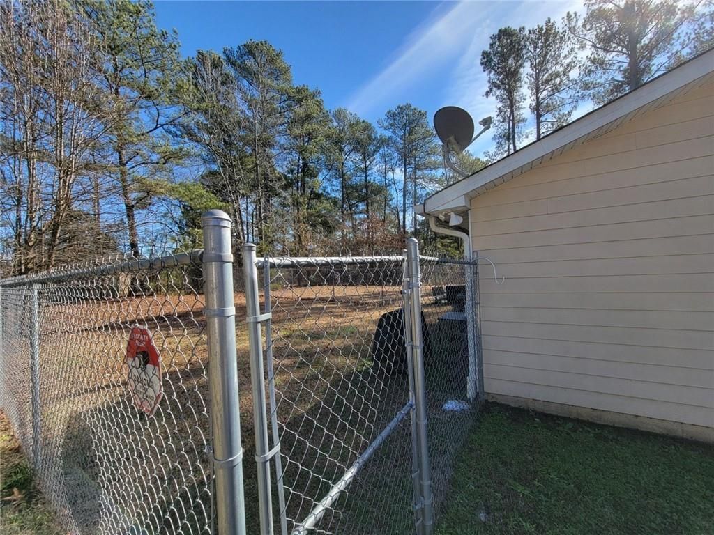 Building Photo - 9167 Bent Pine Ct NE
