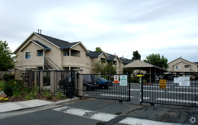 Building Photo - Pittsburg Park