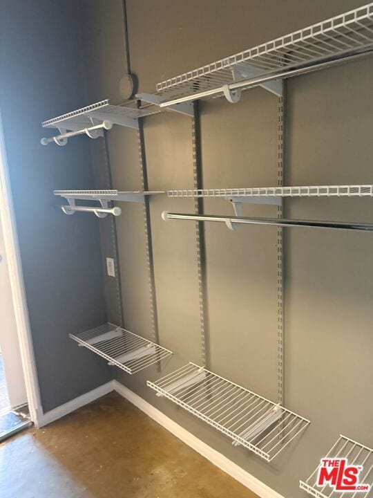 Building Photo - 5217 Hollywood Blvd