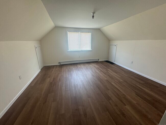 Building Photo - 174 Pixlee Pl