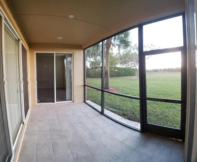 Building Photo - 8207 NW 128th Ln