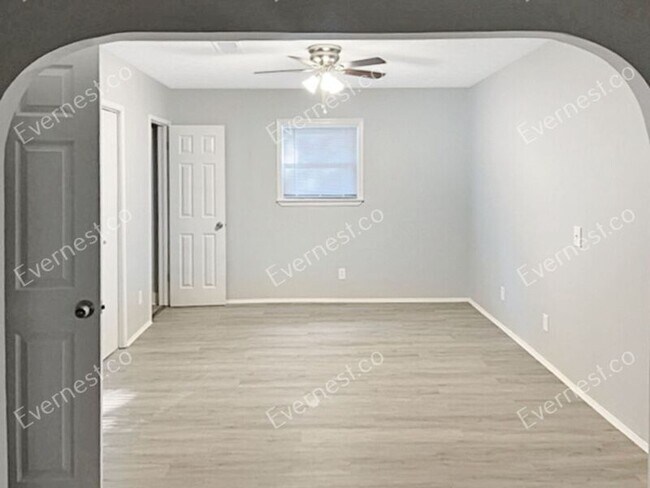 Building Photo - 8789 Ashton Rd