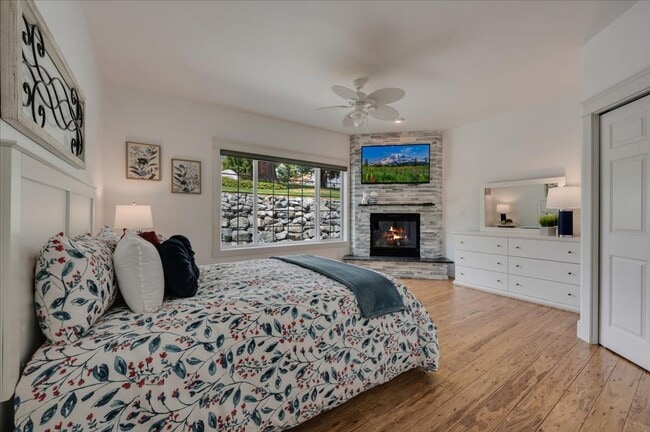 Building Photo - Game Night to Sunset Strolls - Find Your Flow on Whidbey