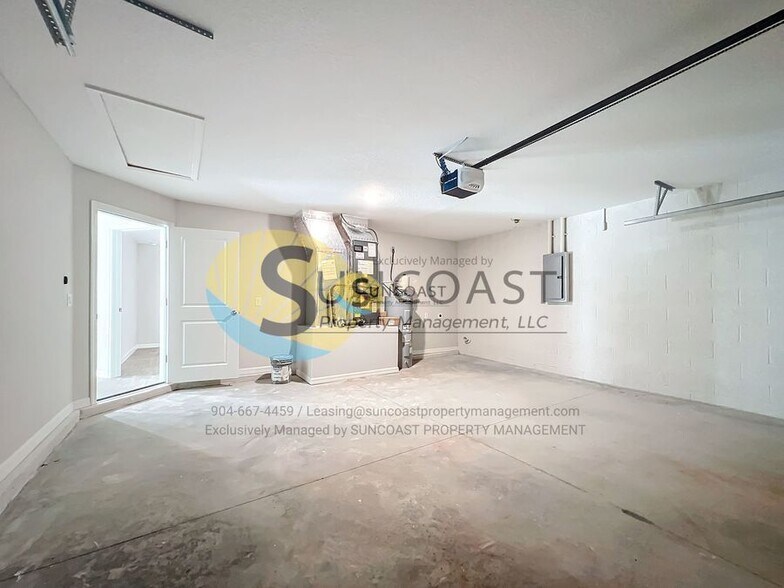 Building Photo - 9473 N Athenia Dr