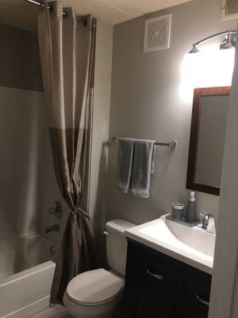 Chic Bathroom. - 8961 Town Center Cir