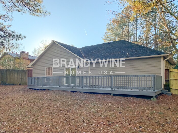 Building Photo - 2525 Hallie Mill Rd