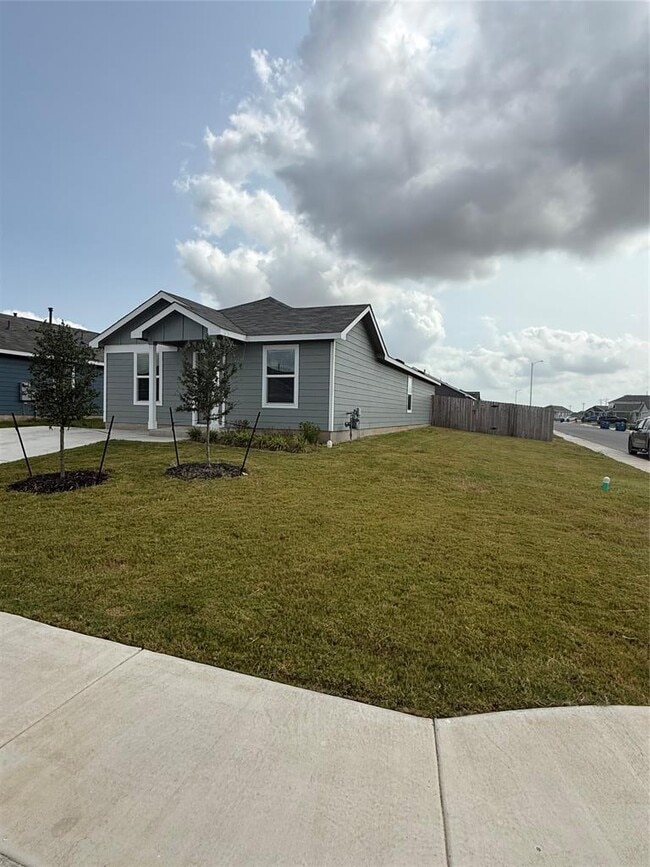 Building Photo - 2324 Dust Devil Dr