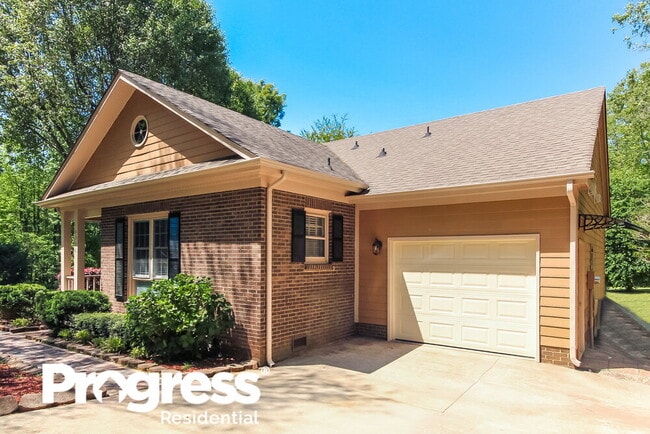 Building Photo - 4336 Chadwell Ln