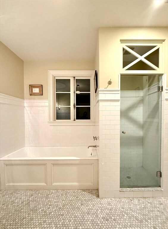 Building Photo - 918 Hale St