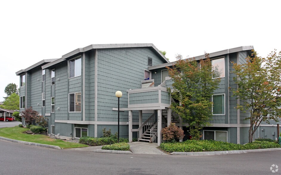 Building Photo - Belle Terrace - 55+ Senior Apartments