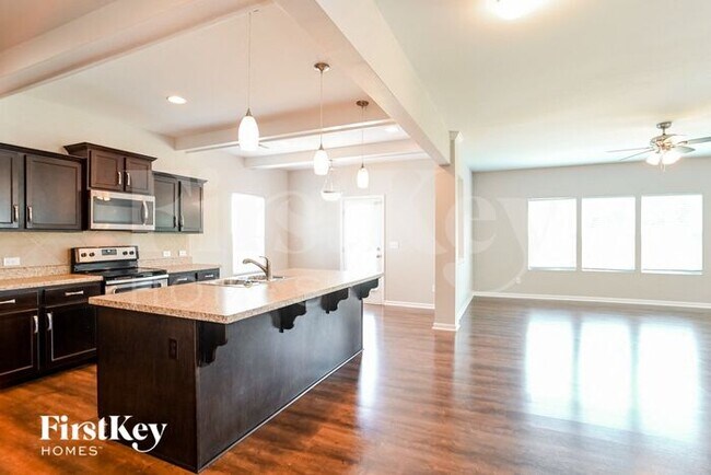 Building Photo - 314 Whispering Hills Drive