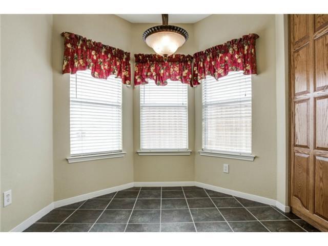 Building Photo - 7616 Jennifer Ln