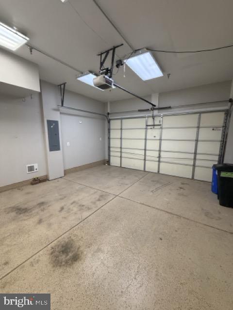 Building Photo - 35 Meridian Ln