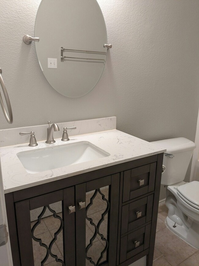 Building Photo - 5417 Beaver Ridge Dr