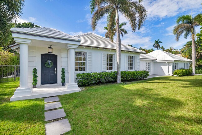 Building Photo - 216 Bahama Ln