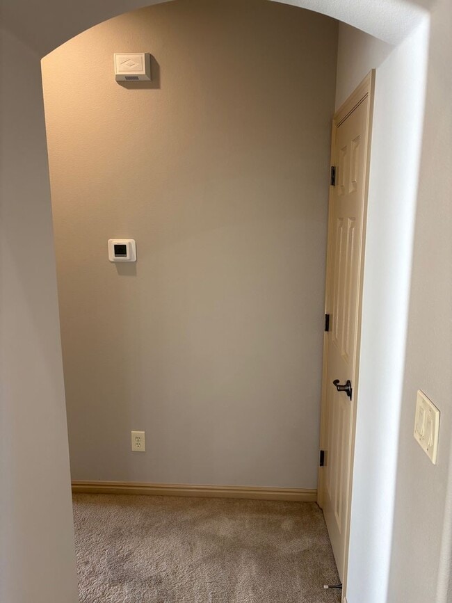 Building Photo - St. George Oasis