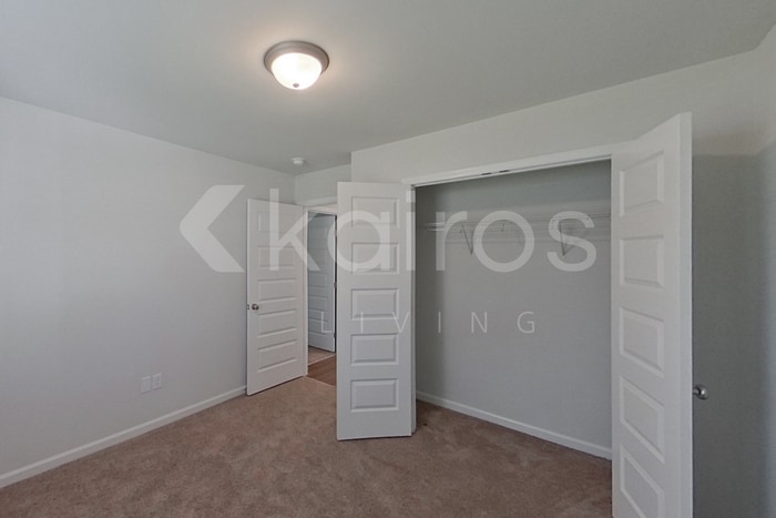 Building Photo - 137 Western Red Cedar Dr