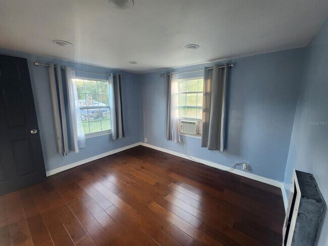 Building Photo - 17155 SW 17th Cir