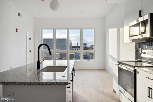 Building Photo - 1643 N 2nd St