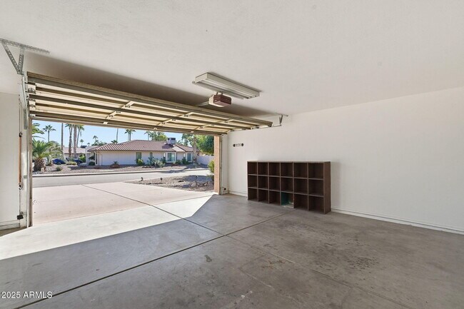 Building Photo - 16264 N 66th St