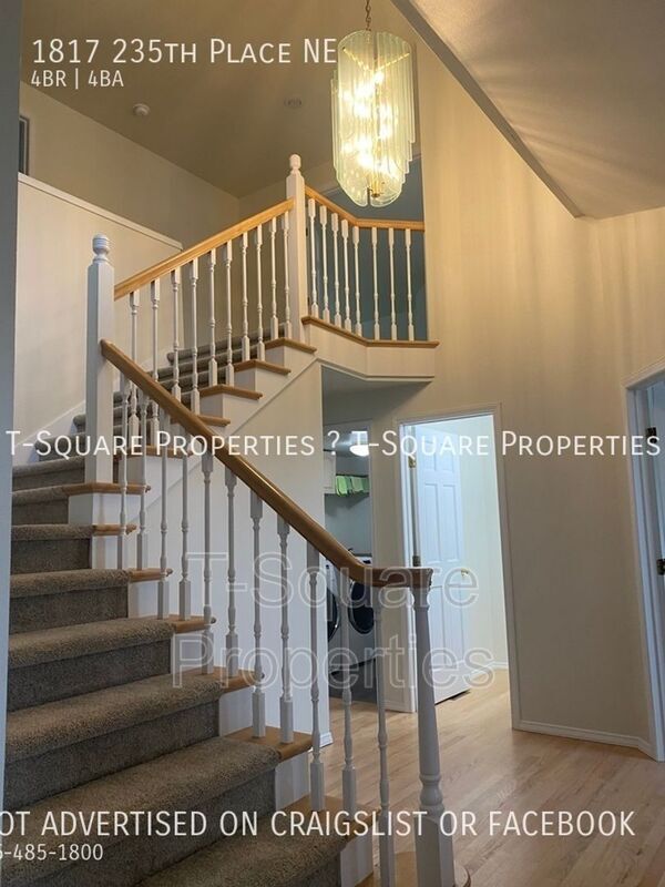 Building Photo - 1817 235th Pl NE