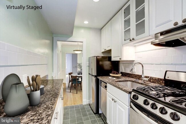 Building Photo - 2335 40th St NW