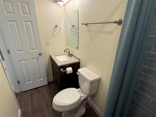 Building Photo - 514 Longfellow Ct