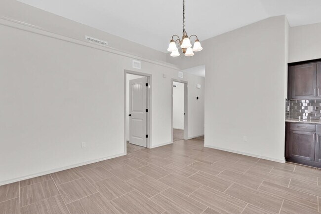 Building Photo - 14900 Tim Hardaway